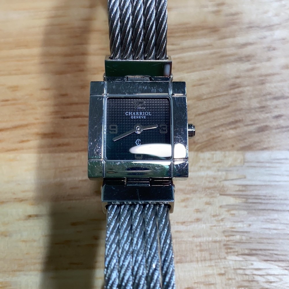 Watch - Picture 3 of 5